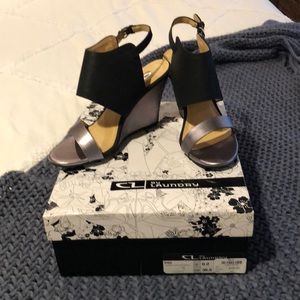 CL by Chinese laundry black/silver wedges!